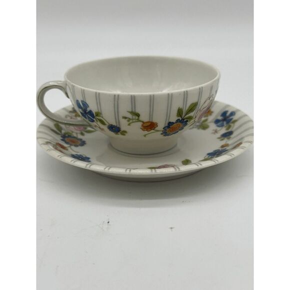 Limoges France WM Guerin Coffee Cup w/ Saucer Floral Pattern - Picture 2 of 5